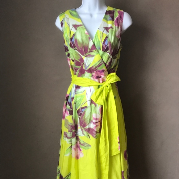 Tahari Dresses & Skirts - SALE! NWT Tahari Fit & Flare Sundress